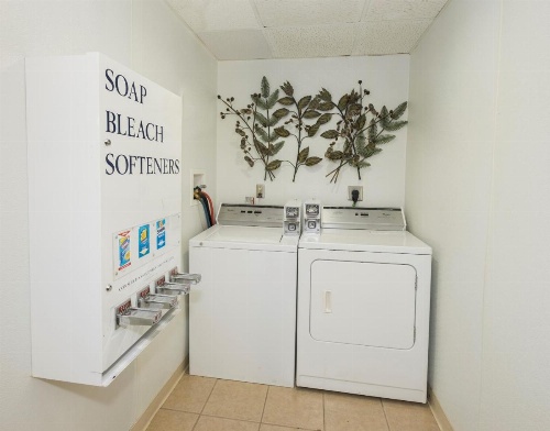 Red Roof Inn Binghamton North image 21